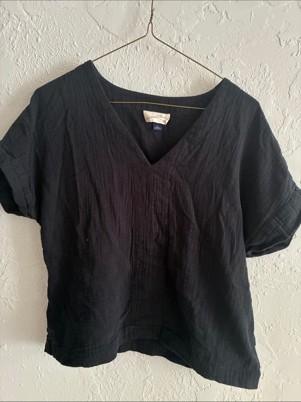 Universal Thread Black V-Neck Short Sleeve Tunic
